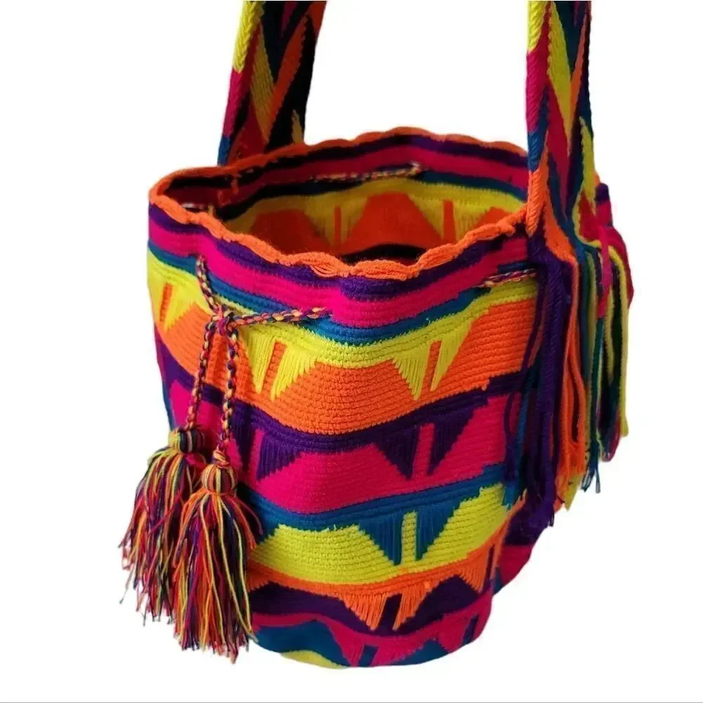 Colombia Wayuu Tribe Hand Knitted Mochila Fringe Bucket Bag